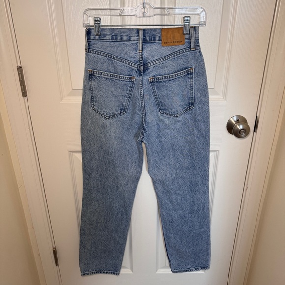 Aritzia Denim Forum "The Joni High Rise Loose 28L" Jeans - Picture 6 of 16